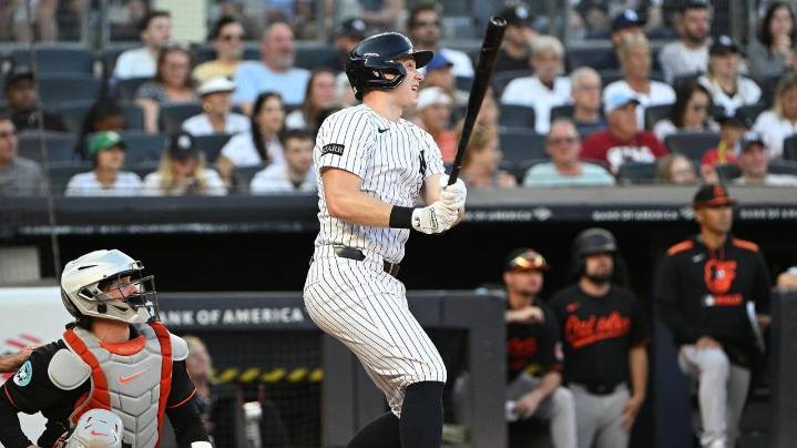 Yankees win finale, but Blue Jays claim AL East title