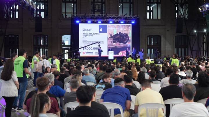 Pullaro: "Con esta subasta le demostramos a los delincuentes que la plata ilegal no les sirve para nada"