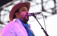 Beloved country star cancels performances after cancer surgery