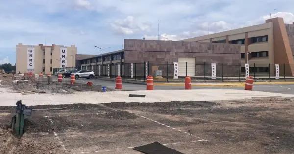 Ajustarán matrícula de la Rosario Castellanos
