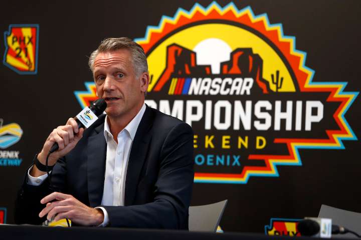 Fans Flood Unfiltered Reactions as NASCAR Reportedly Set to Revive Winston-Style Championship NASCAR hints at ditching playoffs for full-season points system once again as fans weigh in on sport’s fut