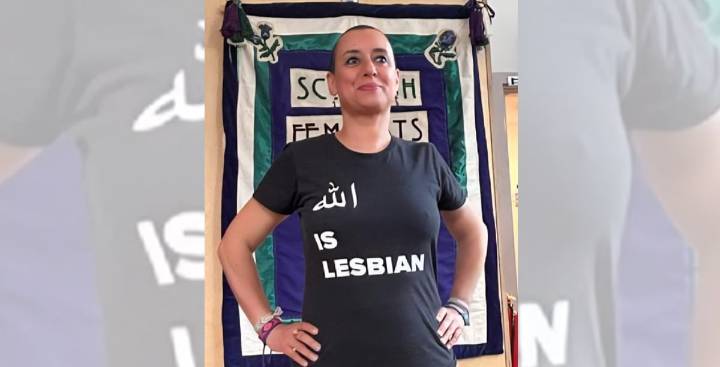 Marruecos condena a dos años y medio de cárcel a la activista que se exhibió con el lema “Alá es lesbiana”