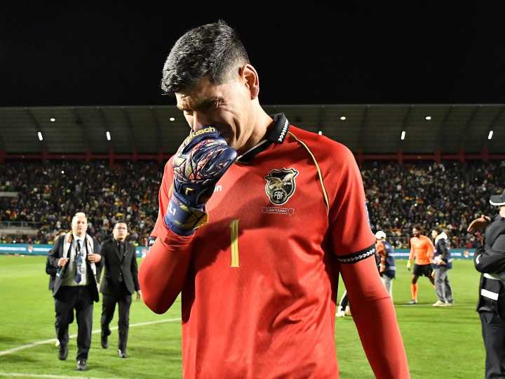 Bolivia, clasificado al repechaje: el llanto de Lampe, el exarquero de Boca fanático de Messi que sueña jugar el Mundial 2026