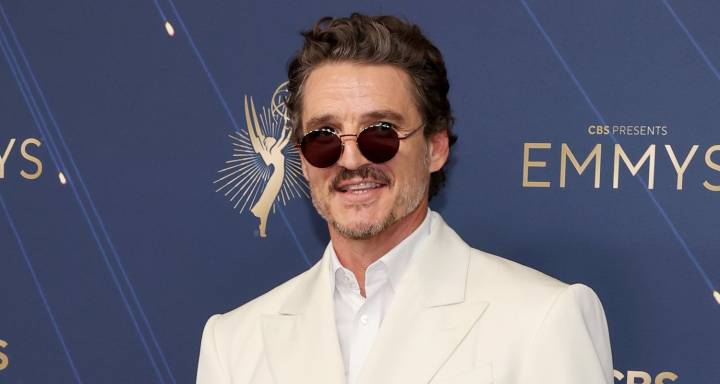 Pedro Pascal Looks Sharp in White Suit, Rocks Shades on Emmys 2025 Red Carpet | 2025 Emmy Awards, Emmy Awards, Pedro Pascal