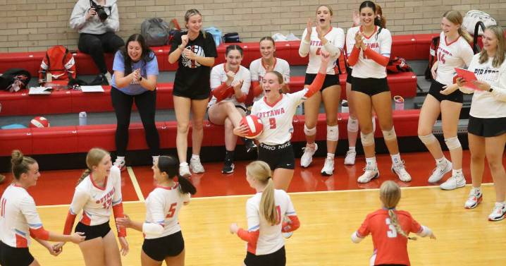 Photos: Ottawa volleyball beats Pontiac in three sets