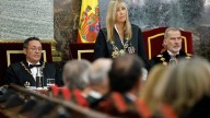 El poder no ataca a los jueces en democracia