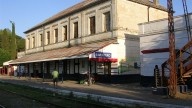 El pueblo al que se llega en tren y queda a solo dos horas de Buenos Aires