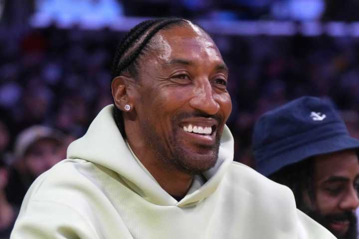 Scottie Pippen Brims With Pride as Bulls Legend Leaves Loving Message for 3 Kids Scottie Pippen posts a sweet video with his kids, showing his proud dad side and sharing a rare glimpse of family momen