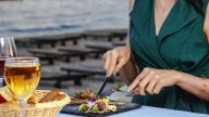 Cuánto cuesta comer en las playas de Brasil en septiembre 2025