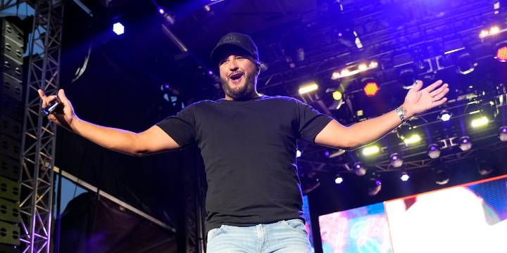 Luke Bryan teaming up with Second Harvest to host food drive at Wisconsin concert, offers VIP incentive