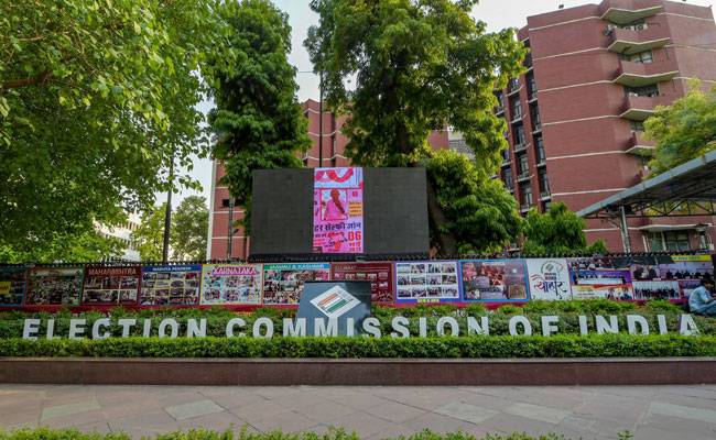 EC mandates Aadhaar-linked phone for online voter deletion after...