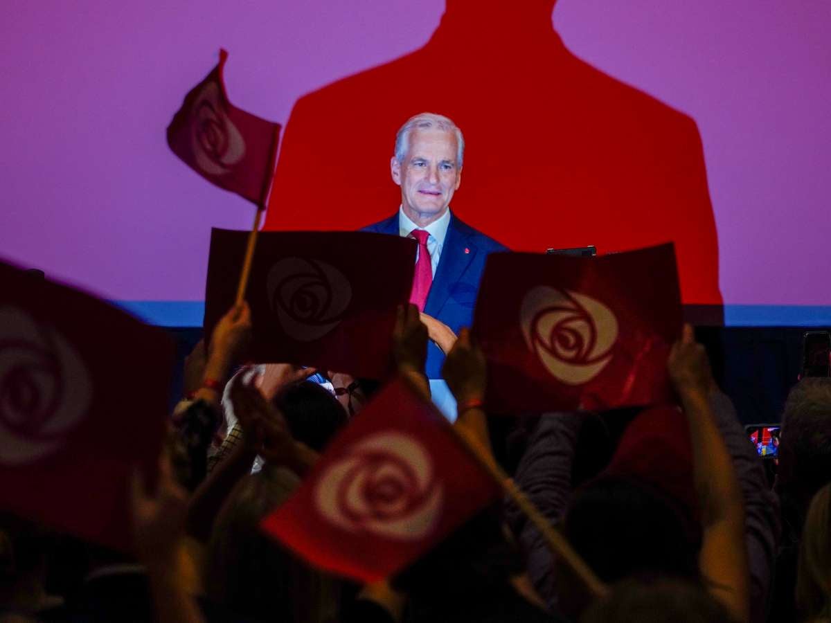 Laboristas logran segundo mandato; la derecha populista crece en Noruega