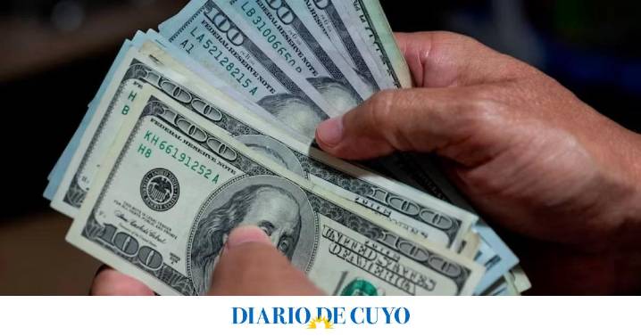 El dólar oficial rozó los $1.400 y marcó un récord en el Banco Nación