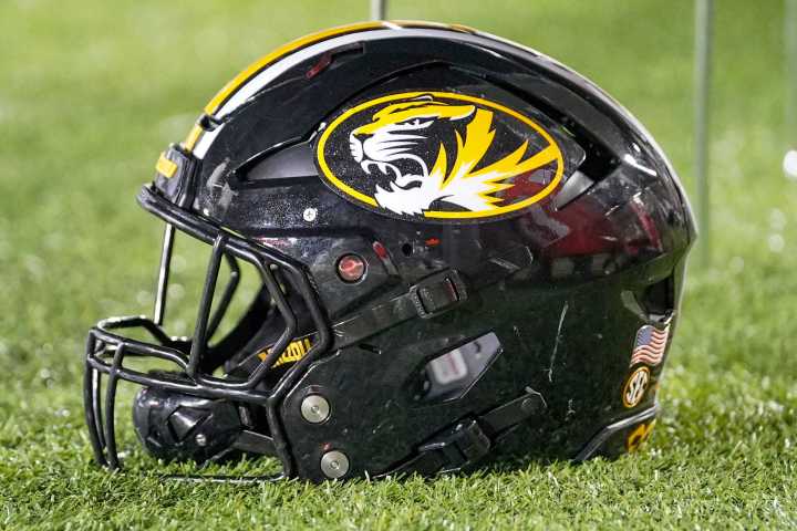 NFL Insider Names Unexpected RB for Draft Watch Just 3 weeks into the college football games, and NFL Insider Matt Miller has started dropping names for the future draft. Akash D 7 hrs ago