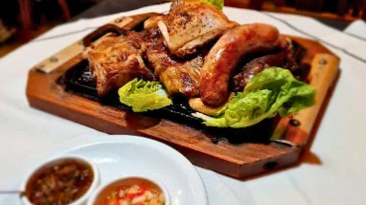 El bodegón donde se puede comer un salmón con ensalada por $15.500