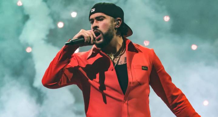 Bad Bunny descarta gira en EEUU por temor a redadas de ICE contra latinos