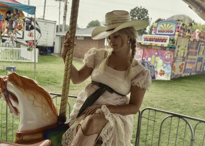 Country singer Hailey Whitters is a Midwestern Corn Queen