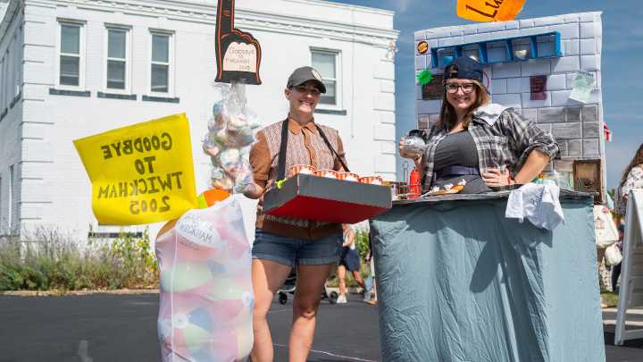 Thousands flock once more to Destination Stars Hollow in Brighton