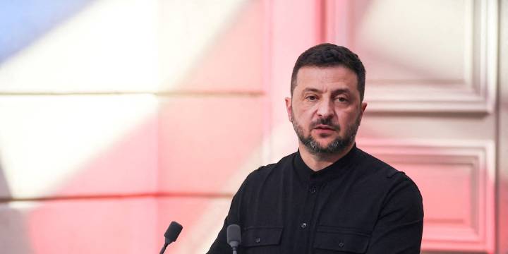 Zelensky denunció que en la última semana el Ejército ruso lanzó más de 2.780 drones y bombas guiadas contra Ucrania