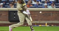 Machado's tiebreaking grand slam sends Padres to 7