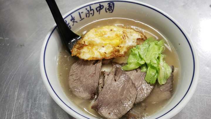 Lan Ramen reopens in new downtown location; Caribbean Tings food truck