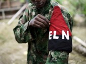 Dos soldados mueren en ataque con explosivos lanzados desde un dron en Colombia