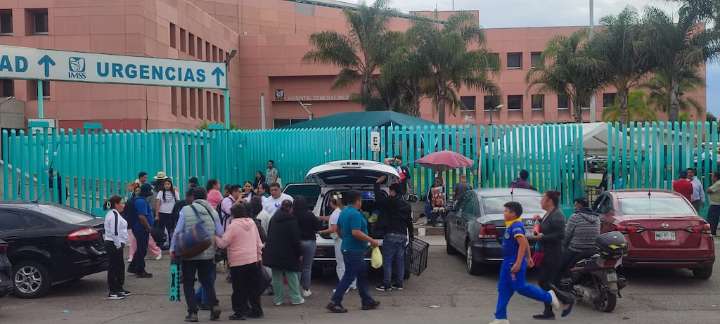Trasladan a heridos de explosión de pipa a Hospital 197 del IMSS en Texcoco
