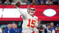 Patrick Mahomes 5-yard touchdown gives Chiefs 16