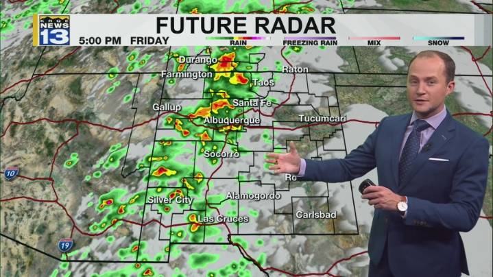 More storms, heavier rain moves into New Mexico Friday