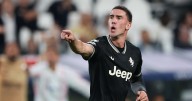 Manchester United linked Dusan Vlahovic 'up for sale' in the January transfer window