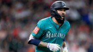 Crawford shines, Mariners sweep Astros with 7