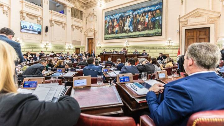 La Convención del 25 reconoció el derecho a la salud, al trabajo y a la identidad