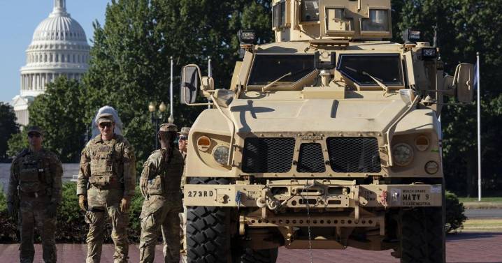 DC National Guard troops have orders extended through December