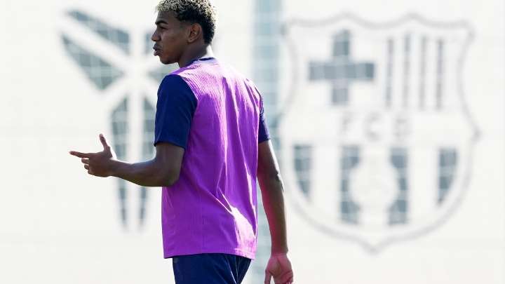 El mensaje de Flick a Lamine Yamal antes del Barcelona - PSG: "No se trata sólo de jugar al fútbol con el balón..."