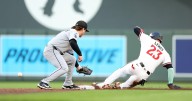 Taylor hits 2-run double in ninth to lead White Sox to 4