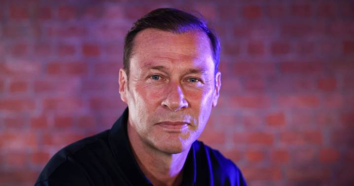 Rangers and Everton legend Duncan Ferguson takes centre stage in Ayrshire