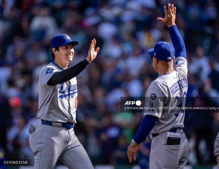 Ohtani y Dodgers inician defensa del título en playoffs especiales