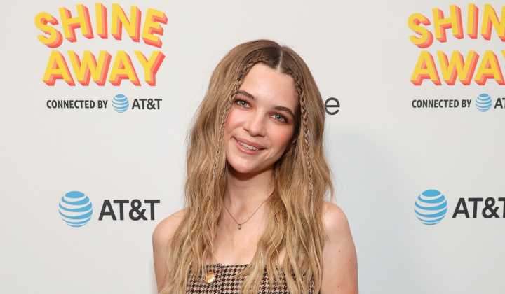 Young Sheldon star Raegan Revord comes out as non