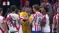 Alejandro Hernández Hernández mostró la amarilla a Koke tras agarrar del cuello a Batalla