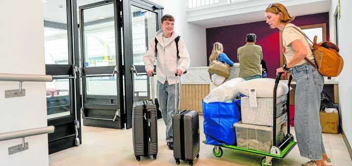 La crisis de la vivienda empuja a profesionales a buscar alojamiento en residencias universitarias