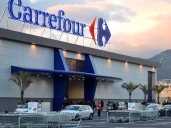 Disputa de titanes: Coto y De Narváez pujan para quedarse con Carrefour