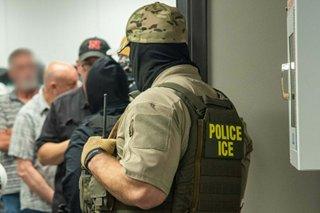 Mexicano muere en operativo del ICE en Chicago