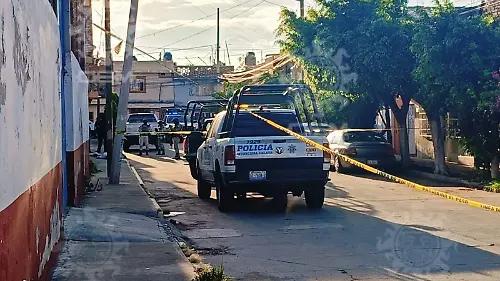 Asesinan a balazos a joven cerca de una primaria y una deportiva en la Ejidal