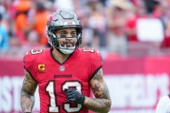 What Happened to Mike Evans? Buccaneers WR Visibly Upset While Limping Off the Field vs. Jets Mike Evans boiled with frustration as he was seen hobbling on his way to the locker against the Bucs, that