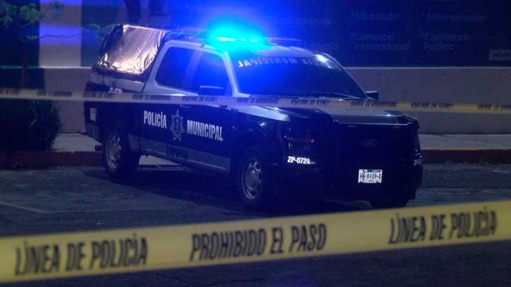 Enfrentamiento a Balazos en Plaza Comercial de Zapopan Termina con Persecución y un Detenido