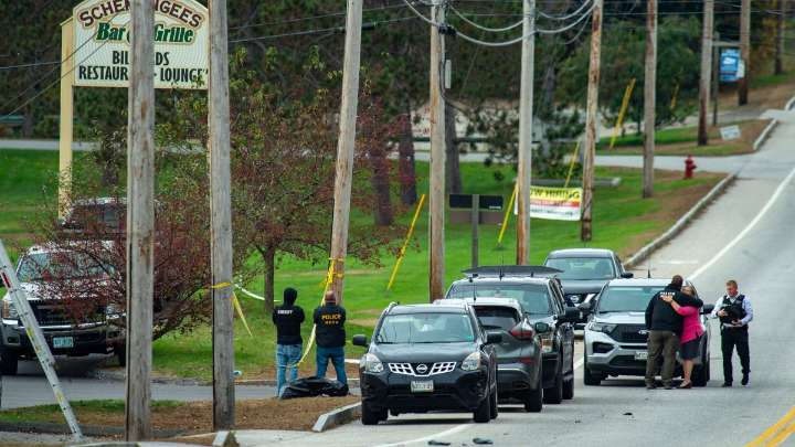Sobrevivientes de tiroteo en Lewiston demandan a gobierno de EEUU