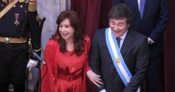 Cristina Fernández de Kirchner a Javier Milei: "¡La vas a chocar mal! Quemaste los libritos de la escuela austríaca"