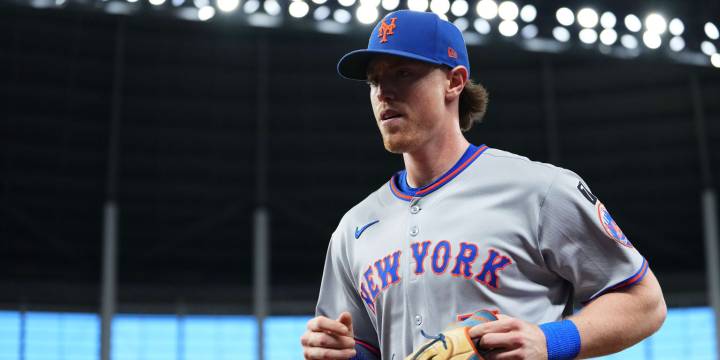 Brett Baty placed on injured list with oblique injury