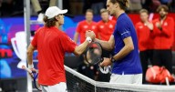 Alex De Miñaur igualó la Copa Laver para el 'Team World' con victoria sobre Zverev