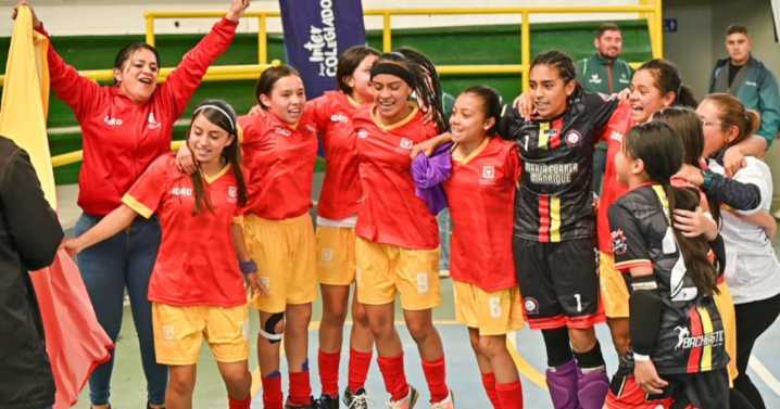 Bogotá celebra triunfo en Fútbol Sala en los Juegos Intercolegiados 2025